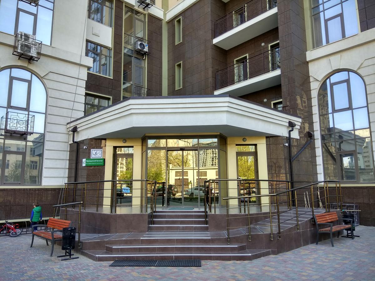 Аркадия Апартаменты На Первой Линии От Моря Odesa Exterior photo